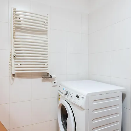 Apartment Next To Kinsky Garden * Praha