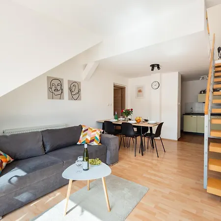 Apartment Next To Kinsky Garden *